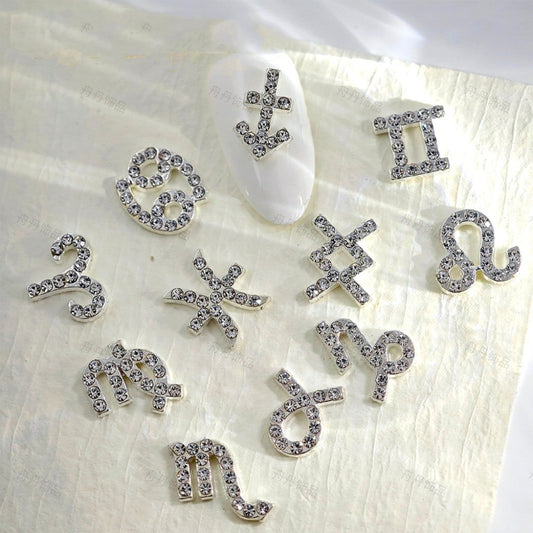 Accesorios de Uñas Astrológicos con Diamantes Incrustados