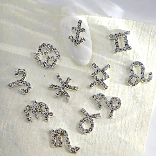 Accesorios de Uñas Astrológicos con Diamantes Incrustados