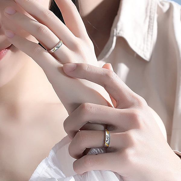 Anillo Ajustable Abierto con Diseño Minimalista