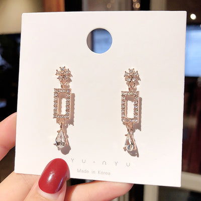 Aretes Largos Colgantes de Cristal para Mujer - Diseño Elegante y Sofisticado - Image 6