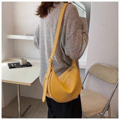Bolso Bandolera Dumpling Ajustable de Un Hombro - Image 32