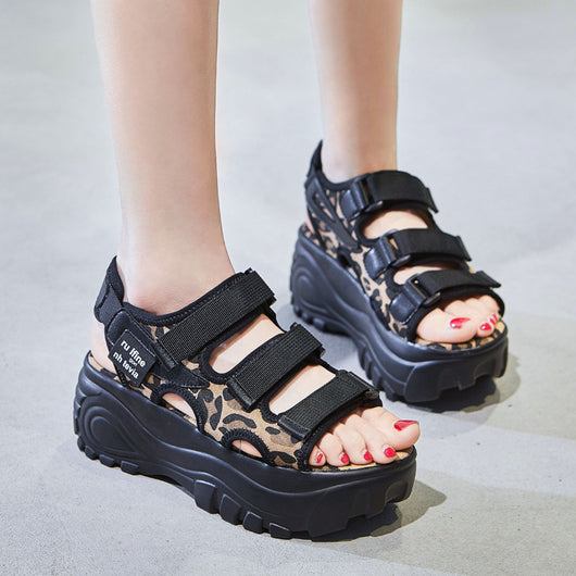Sandalias Leopardo Talla Grande con Suela Gruesa para Mujer - Image 4