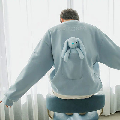 Suéter Holgado Azul Cuello Redondo con Oso para Hombre - Image 3