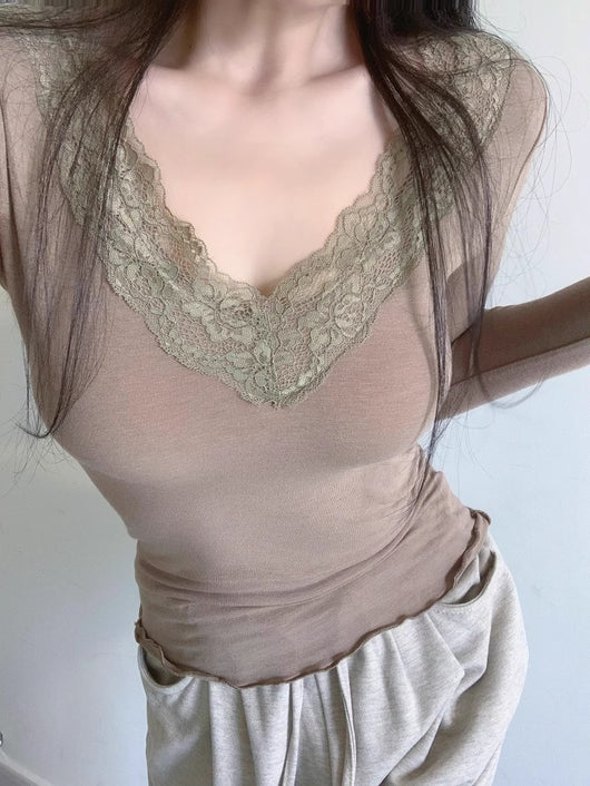 Blusa Base Elegante de Encaje con Cuello en V y Manga Larga - Image 36