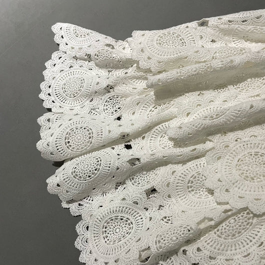 Vestido Elegante con Encaje Calado y Escote en V para Mujer - Image 24