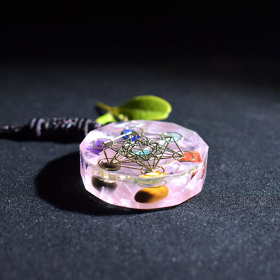 Collar de Orgonita con Gemas de Cristal para Sanación Reiki y Equilibrio de Chakras - Image 4