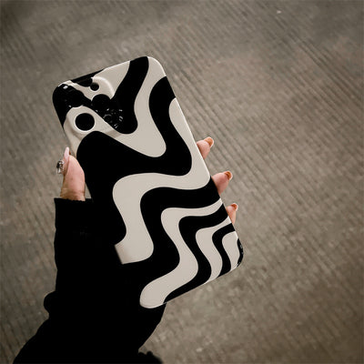 Funda para Celular Diseño Ondulado Blanco y Negro - Image 2