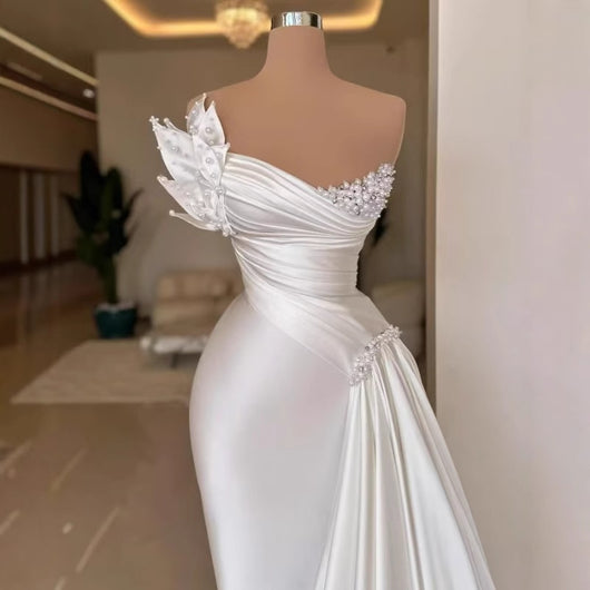 Vestido de Novia Satinado Blanco Elegante Ligero y Fluido - Image 3