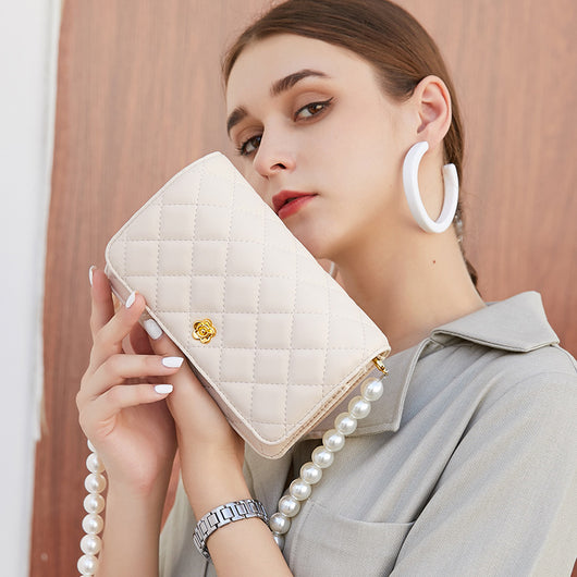 Bolso de Cadena Diamante Estilo Perfume en Cuero Pequeño