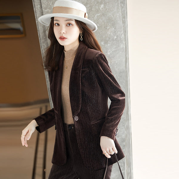 Conjunto Elegante de Terciopelo Dorado - Blusa Manga Corta y Pantalón