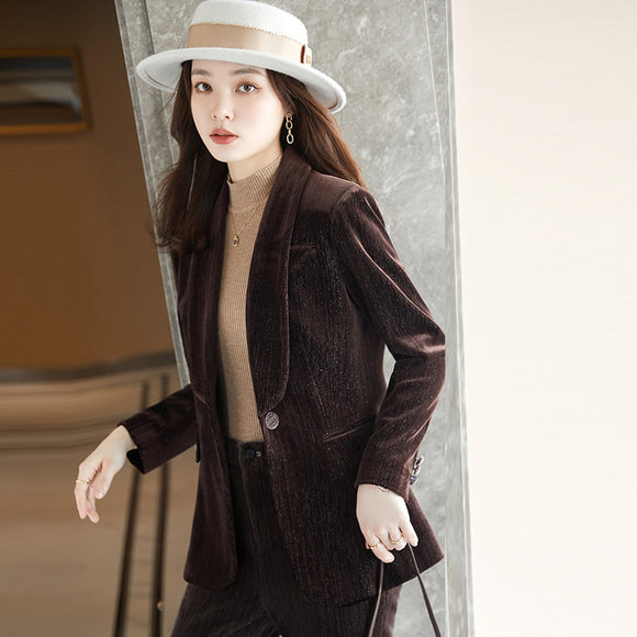 Conjunto Elegante de Terciopelo Dorado - Blusa Manga Corta y Pantalón