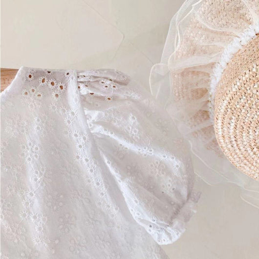 Conjunto Infantil Estilo Vaquero con Blusa Calada y Falda Corta - Image 3
