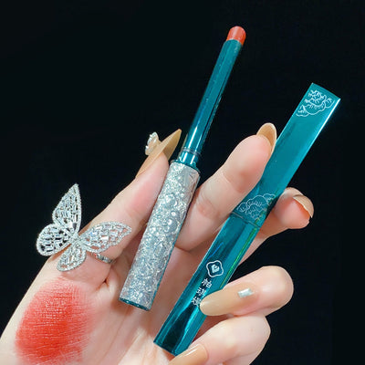 Labial Terciopelo Dorado de Larga Duración Antitraspaso - Image 10