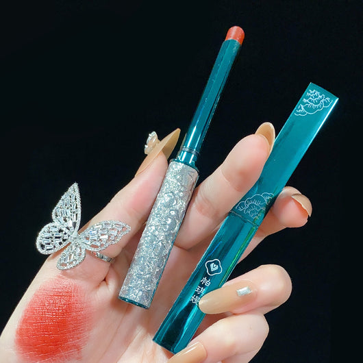 Labial Terciopelo Dorado de Larga Duración Antitraspaso - Image 10