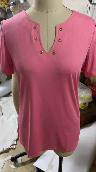 Playera Ajustada Escote V para Mujer - Diseño Sexy y Moderno - Image 11
