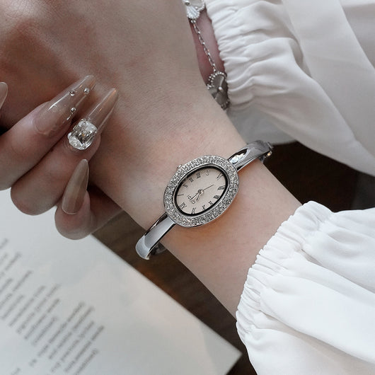 Reloj Pulsera Mujer Diseño Ovalado Elegante - Image 3