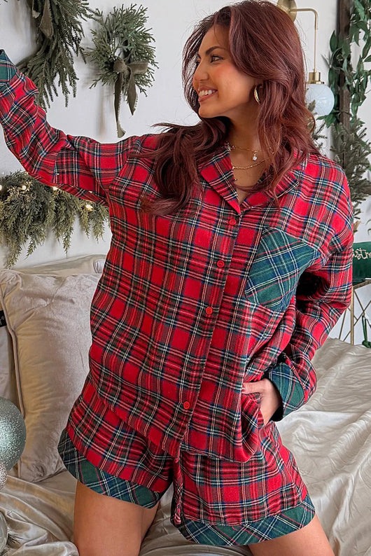 Pijama Navideño de 2 Piezas con Cuadros Rojos y Parches Contrastantes - Image 8