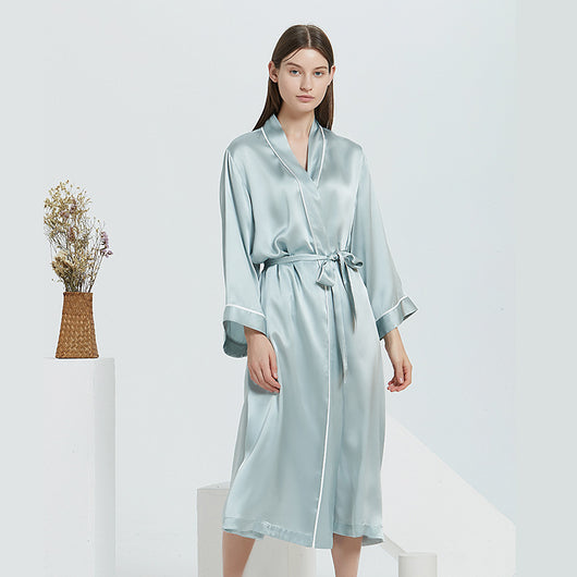 Conjunto de Camisón de Seda para Mujer - Diseño Minimalista - Image 14