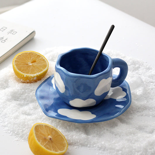 Taza y Platillo de Porcelana Cielo Azul con Nubes Blancas - Image 8