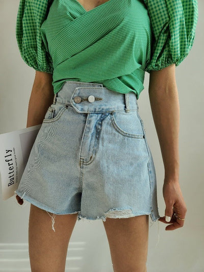 Shorts de Mezclilla Desgastados con Dos Botones - Image 9