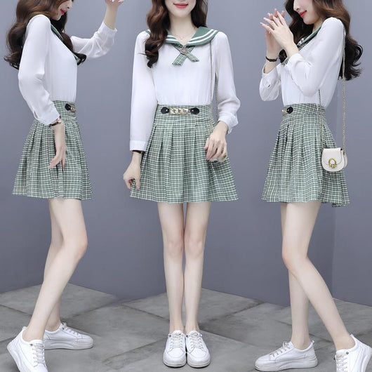 Conjunto Preppy Primavera: Blusa con Moño y Falda Cuadrillé - Image 6
