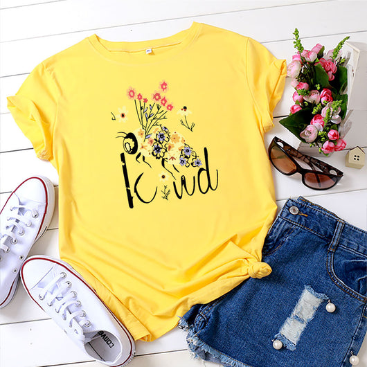 Camiseta Estampado Abejas y Flores Cuello Redondo Manga Corta