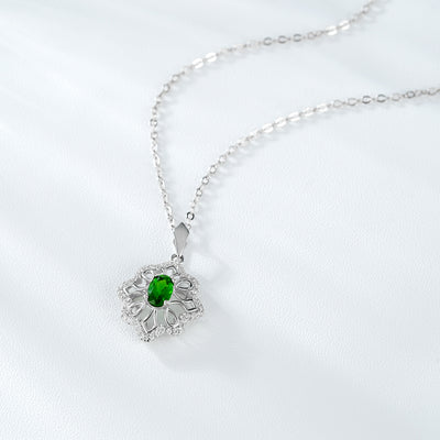 Collar Colgante Diopside Verde de Alta Calidad - Diseño Hueco Estrella Ocho - Image 4