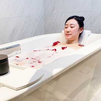 Almohada de Baño PU Moderna con Respaldo Ergonómico - Image 4
