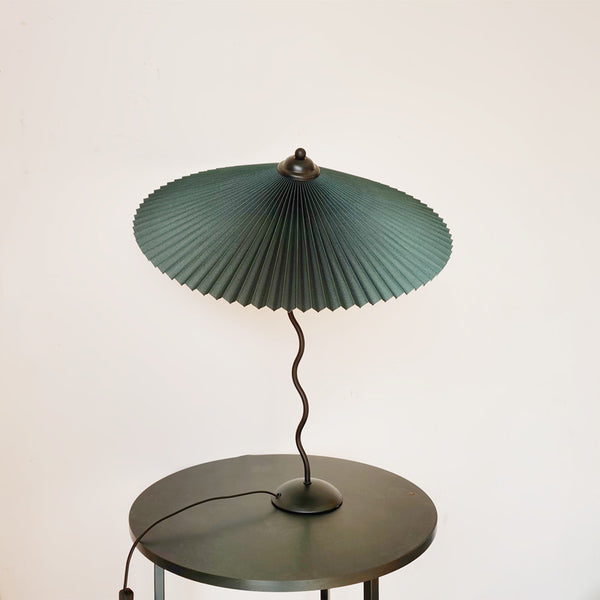 Lámpara Vintage de Mesita de Noche con Diseño Plisado Clásico