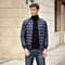Chaqueta de Plumas para Hombre con Cuello Alto y Corte Moderno