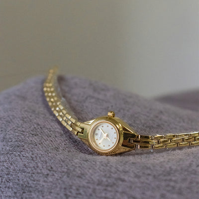 Reloj Retro Casual Ojo de Caballo con Detalles de Cobre - Image 3