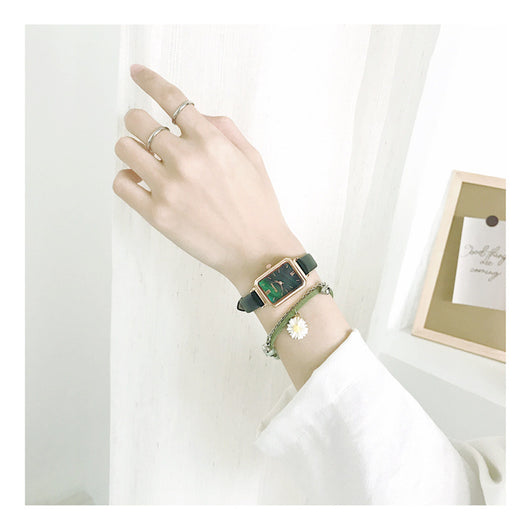 Reloj de Lujo Nórdico Minimalista para Mujer con Temperamento Sofisticado - Image 12