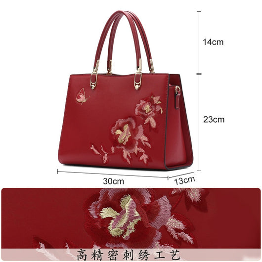 Bolso Diana de Cuero con Bordado de Peonía y Mariposa - Gran Capacidad - Image 4