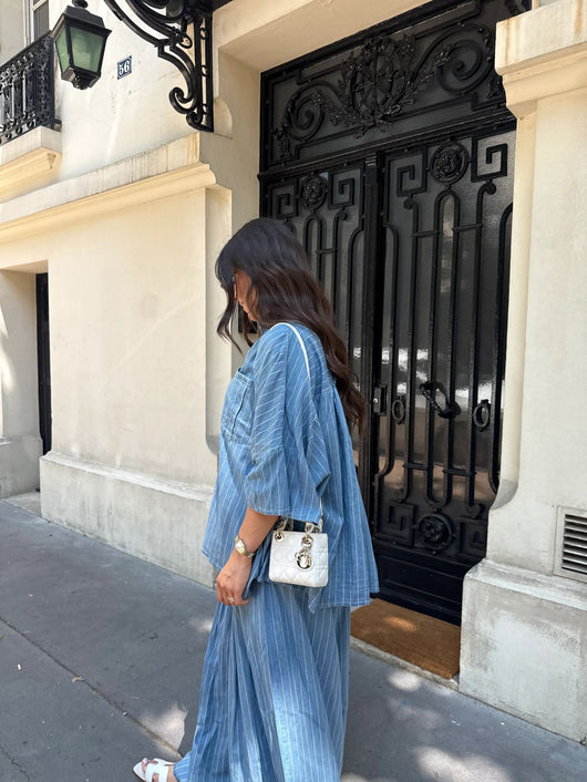Traje de Pantalón Ancho y Camisa a Rayas - Image 9
