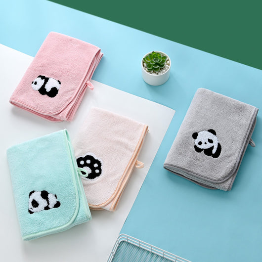 Fundas de Panda Bordado en Terciopelo Coral - Suave y Absorbentes