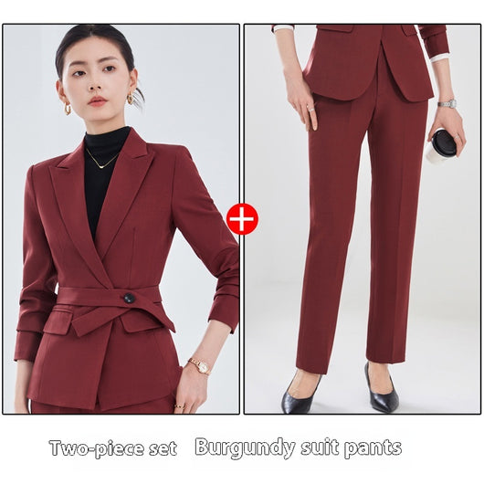 Traje Ejecutivo Femenino con Camisa de Cuello Solapa y Pantalón - Image 20