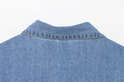 Camisa de Mezclilla con Lazo Decorativo en el Escote - Image 15