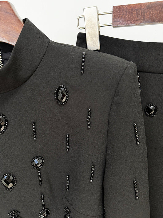 Conjunto Elegante con Top Corto y Falda Larga - Detalles de Diamantes y Abalorios - Image 20