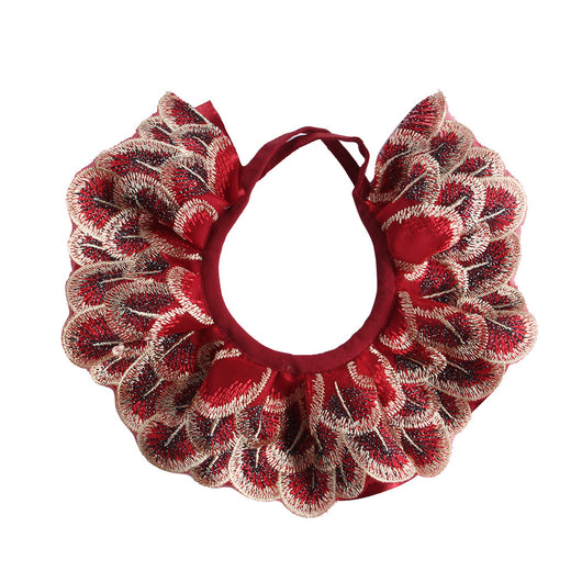 Pañuelo de Encaje Bordado con Plumas de Pavo Real - Image 7