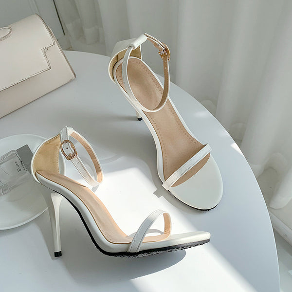 Zapatos de Tacón Alto Hueco con Hebilla - Diseño Sexy para Mujer - Image 5