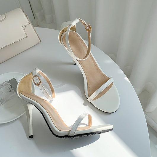 Zapatos de Tacón Alto Hueco con Hebilla - Diseño Sexy para Mujer - Image 5