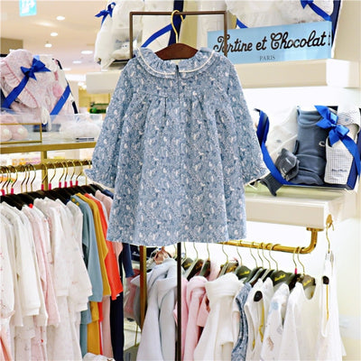 Conjunto de Dos Piezas: Cardigan y Vestido Floral con Cuello Volante para Niña - Image 4