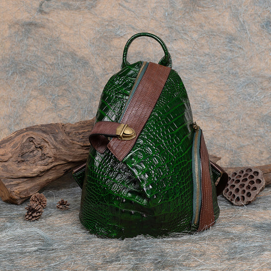 Mochila Vintage Estilo Chino con Patrón de Peces en Cuero Repujado - Image 4