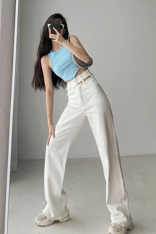 Pantalón Denim Recto con Borde Crudo y Drapeado Hueco