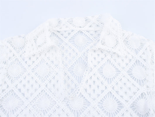 Blusa Elegante con Cuello en V y Bordados para Mujer - Image 14
