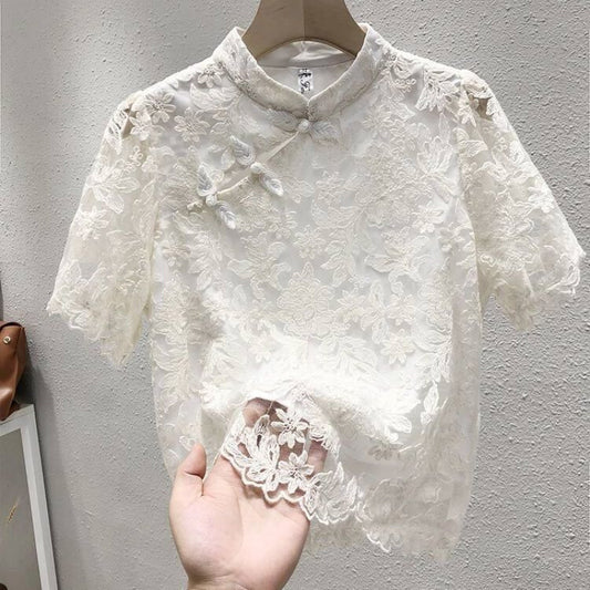 Blusa Étnica China con Encaje y Cierre de Hebilla