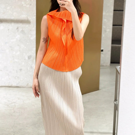 Blusa Plisada sin Mangas Cuello V - Cómoda y Versátil - Image 7