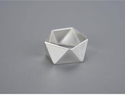 Anillo Ajustable de Plata S925 con Diseño Geométrico Facetado para Mujer - Image 15