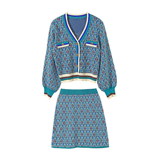 Conjunto Elegante de Suéter Escote V y Falda - Image 8