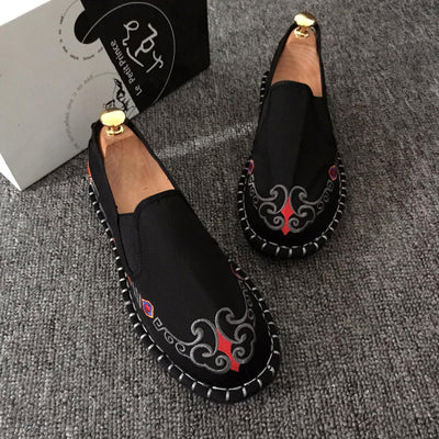 Zapatos Hombre Transpirables con Bordado Étnico y Suela Antideslizante - Image 4